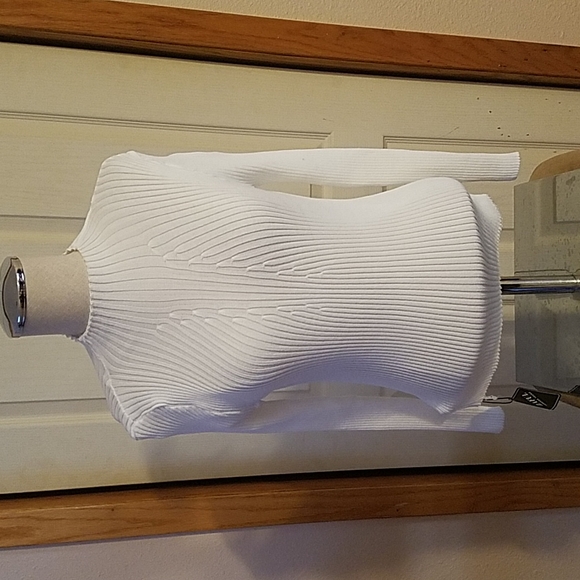 Zaful Tops - Beautiful white long sleeve top
